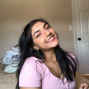 Meet your Posher, Gaitree